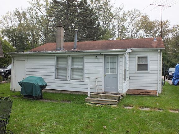 2nd image of 35658 N Marine Dr