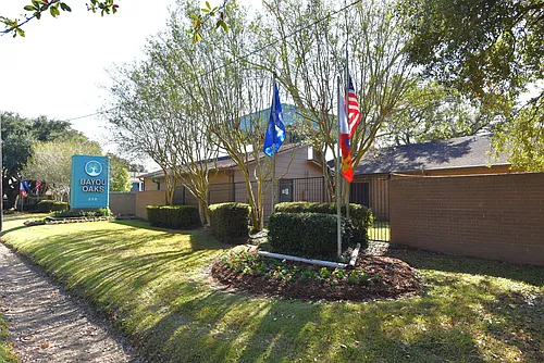 Bayou Oaks Apartments Photo 1