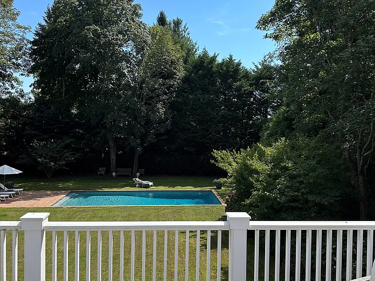 78 Pantigo Rd — Photo 19