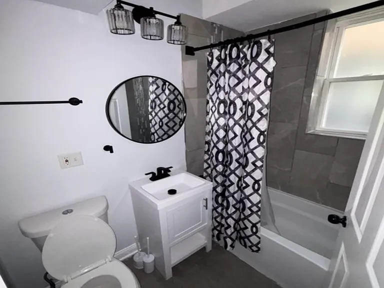 7240 S Cornell Ave #2 — Photo 5