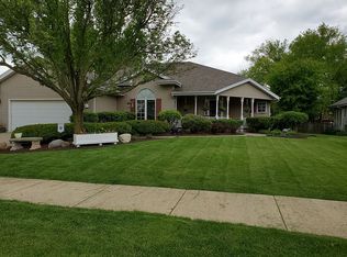 125 Bush Dr, Elwood, IL 60421