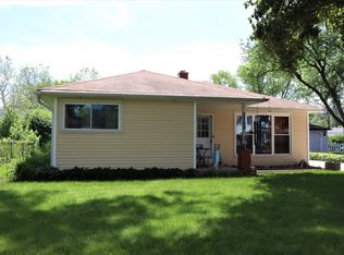 3709 Wren Ln, Rolling Meadows, IL 60008