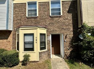 794 Mary Vann Ln, Birmingham, AL 35215