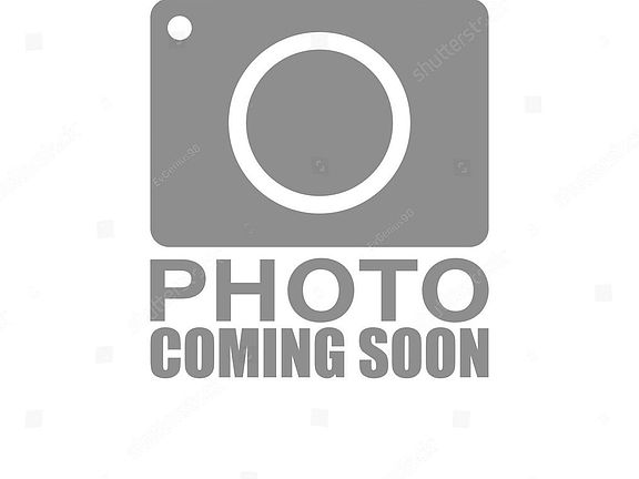 3rd image of 3232 Fruitville Rd APT 215