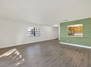 Pierce Beach Premier Apartments at Woodland Condominium, Fort Pierce, FL 34982
