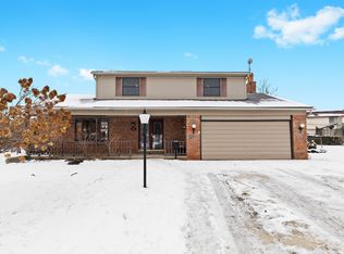 5002 Rockdale Ct, Sterling Heights, MI 48310