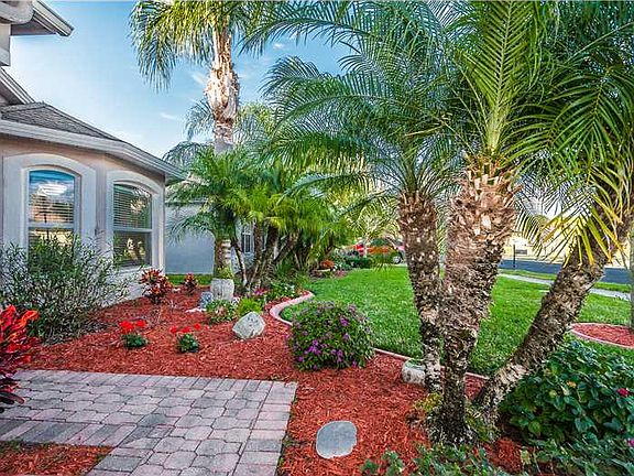 2nd image of 355 Bay Arbor Blvd