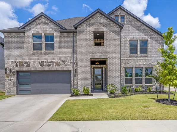 375 Hidden Waters Dr, Lavon, TX 75166