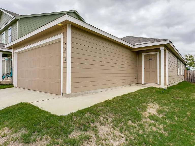 7218 Ox Pl — Photo 3