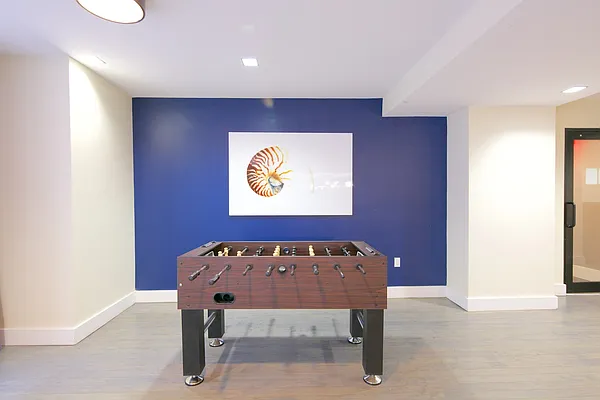 Rented by Landmark Manhattan Realty Corp | media 89