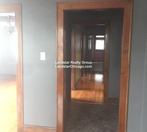 3rd image of 5151 N Leclaire Ave APT 1