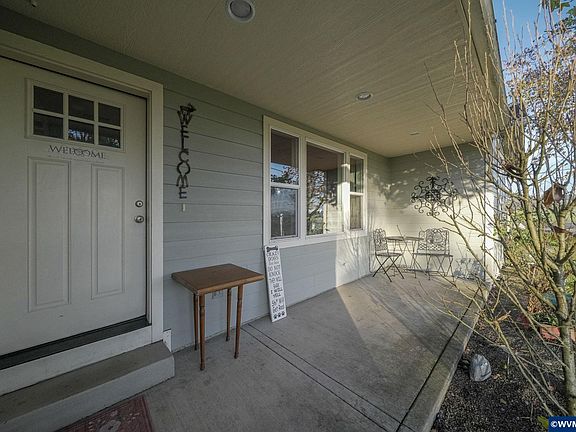 3rd image of 3485 NE Alexander Ln