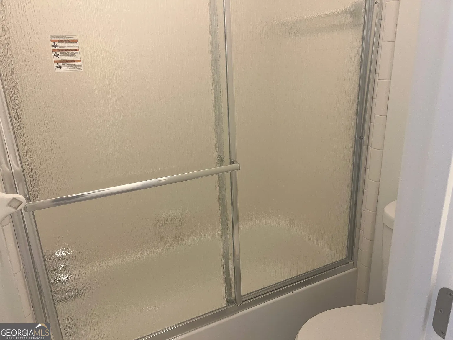 2 bed, 2.5 bath, 1452 sqft, $1,700 — Photo 2
