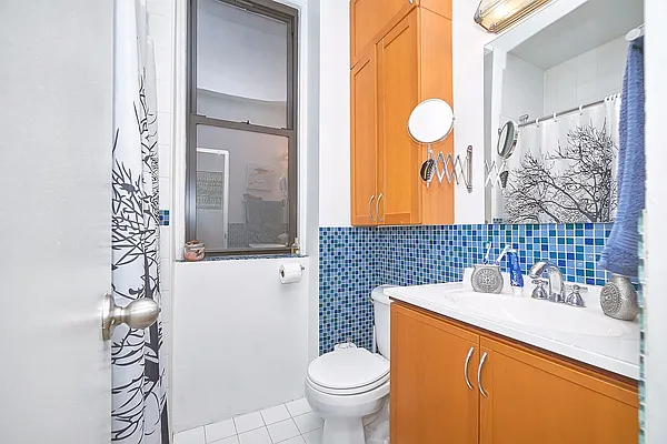Rented by Keller Williams NYC | media 19