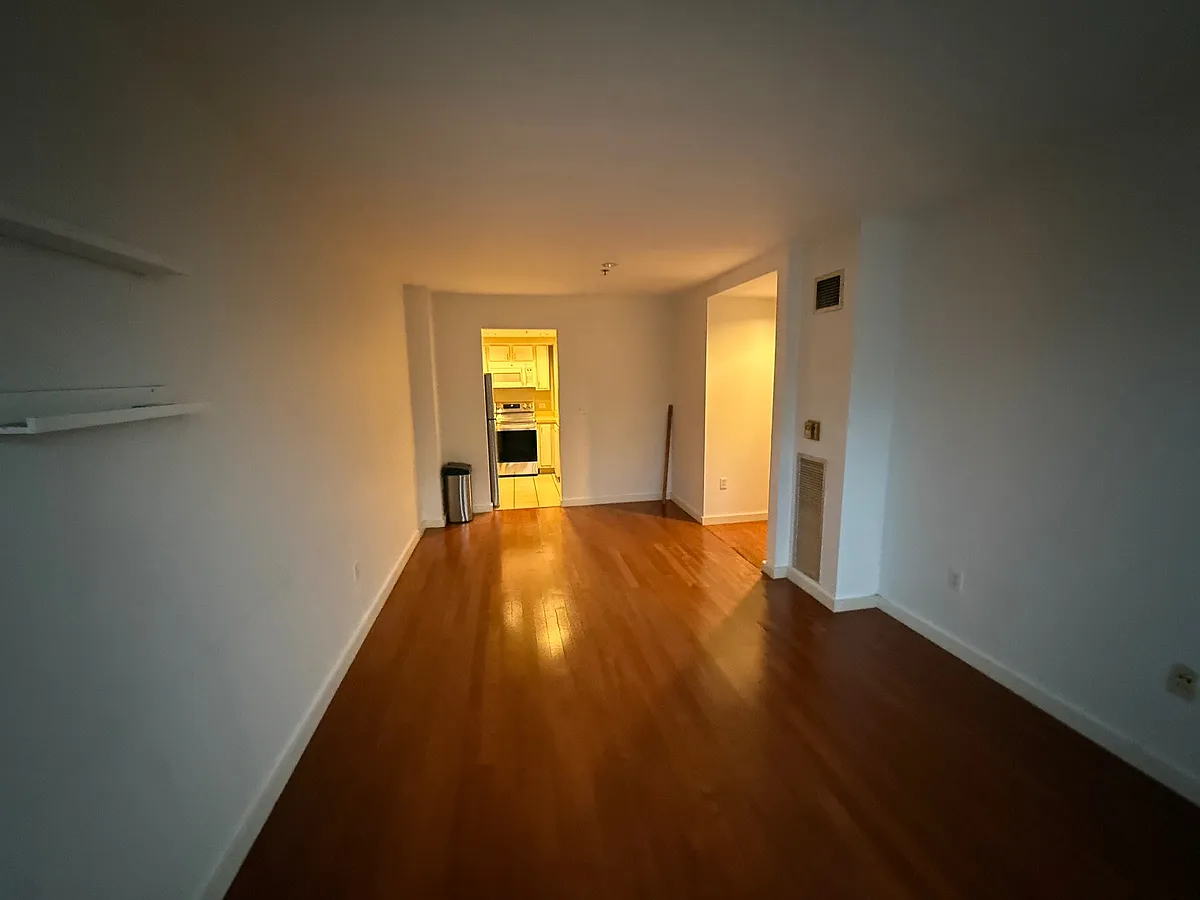 Building Photo - 534 Commonwealth Ave #5A