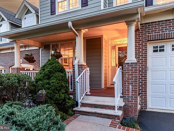2nd image of 301 Holcombe Way