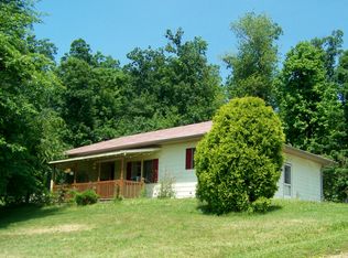 869 Fire Tower Rd, Reynoldsville, PA 15851