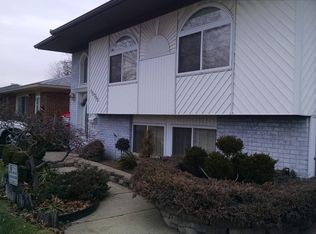 15755 Dugan St, Roseville, MI