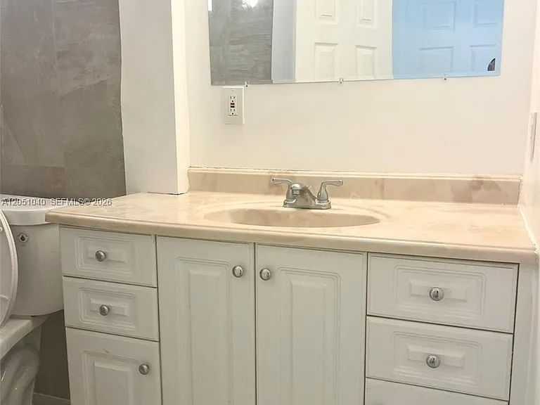 116 Edmund Rd — Photo 12
