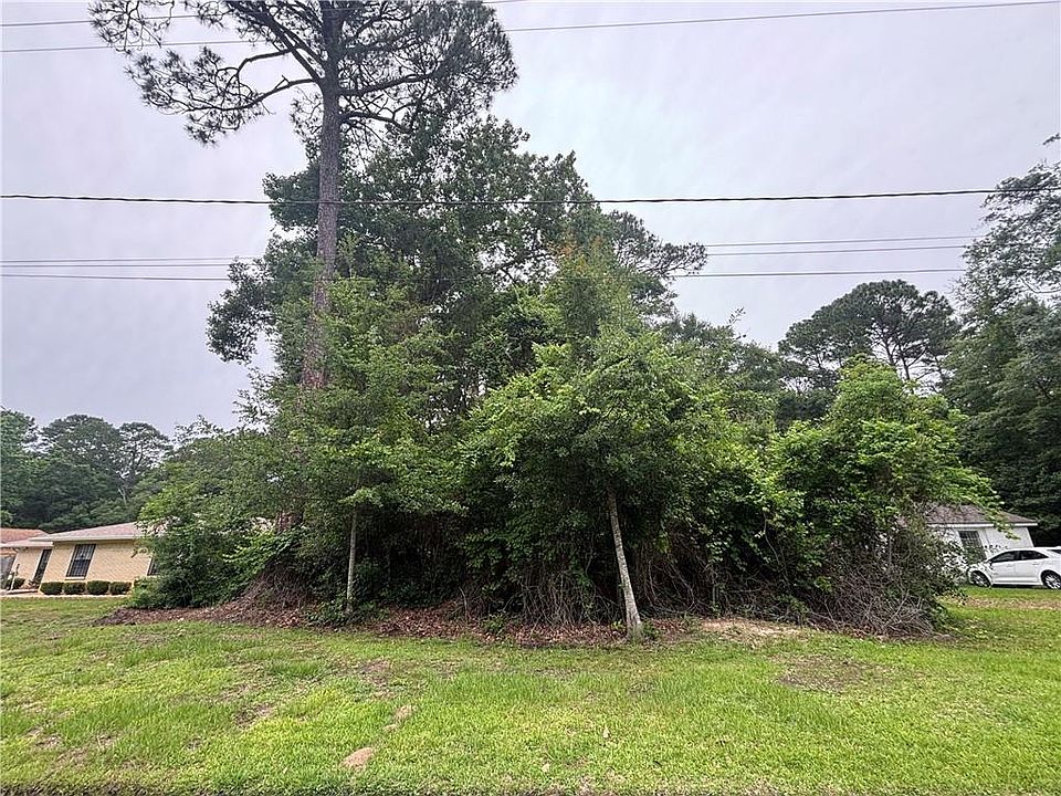 1st image of 1110 Stewart Rd