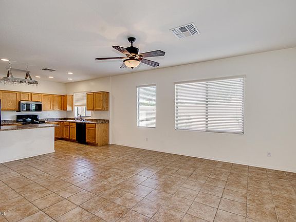 4th image of 17646 W Caribbean Ln