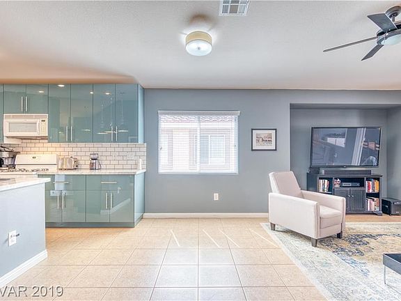 5th image of 6729 Yellowwood Cove St