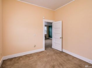 514 D St, Blaine, WA 98230