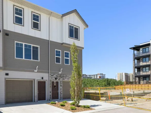 2231 E 81st St SW #178, Calgary, AB T3H 3V8