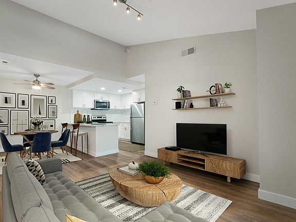 5th image of 4959 Talbot Ln #129