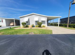 1352 Whispering Pines Dr, Frostproof, FL 33843