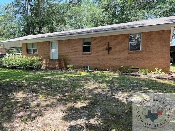 111 Pecan St, Linden, TX 75563