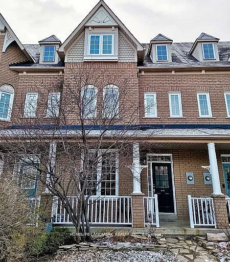 4 bed, $3,550 — Photo 1