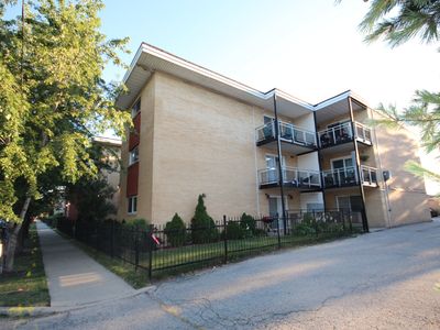 4624 River Rd APT 1C, Schiller Park, IL, 60176