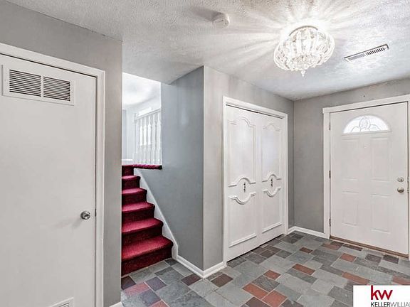 5th image of 5417 S 105th St