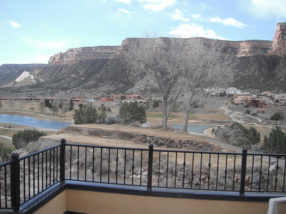 ROOFTOP VIEW