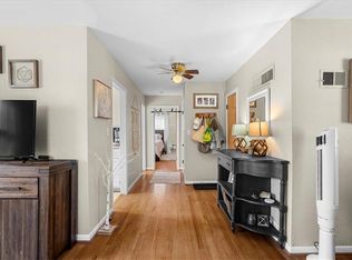 7129-7131 N Main St, Kansas City, MO 64114