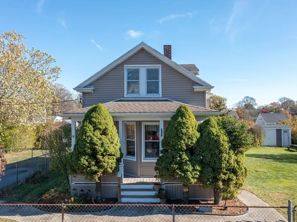 35 Suffolk Ave, Dartmouth, MA 02747