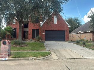 122 Mossey Oak Dr, Baytown, TX 77520