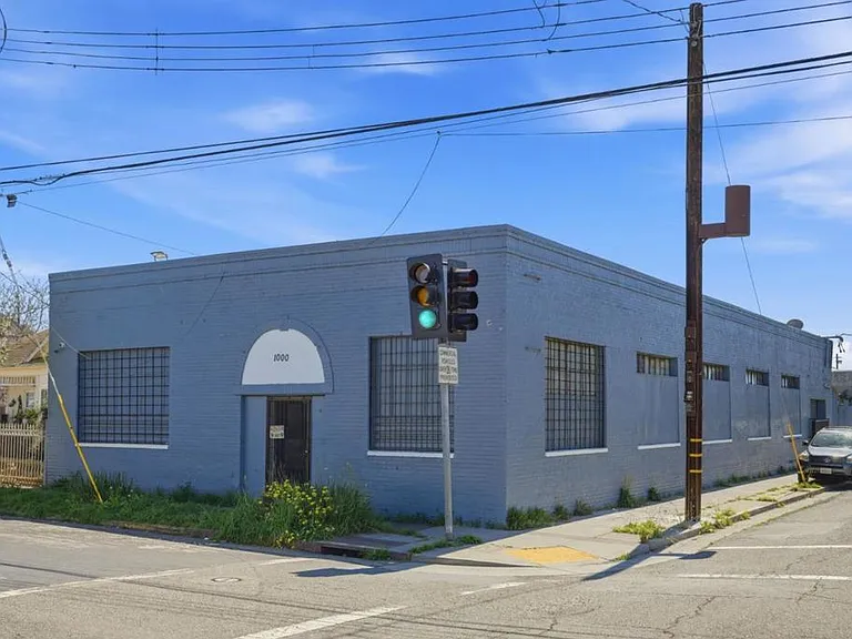 1000 Chanslor Ave — Photo 2