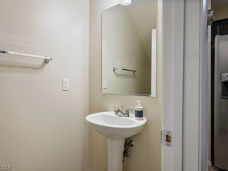 1609 Ronzard Ave — Photo 13