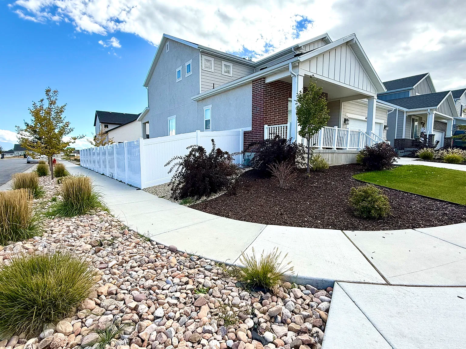 3 bed, 2.5 bath, 4255 sqft, $3,350 — Photo 3
