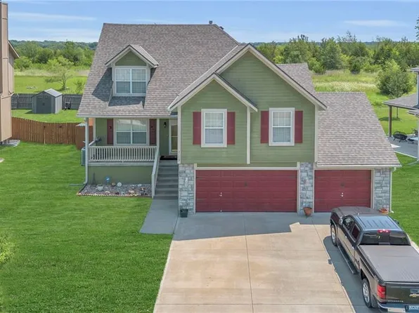 1209 Mesa Dr, Belton, MO 64012