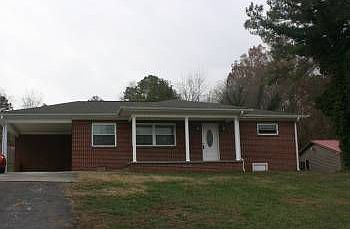 2nd image of 2224 Spring Place Rd SE