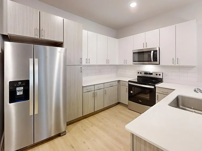 Park South — Photo 200