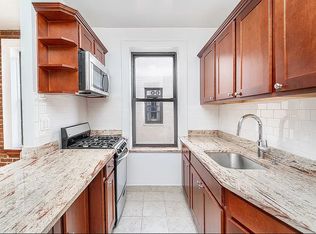 21-62 Crescent St UNIT B4, Astoria, NY 11105