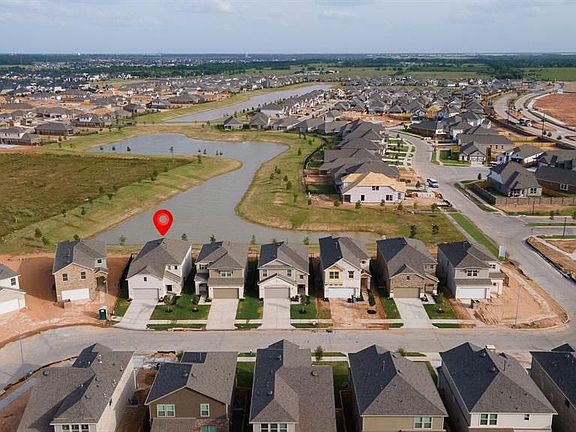 4th image of 1020 Greenshank Dr
