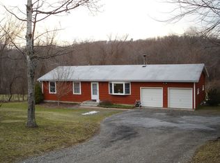 189 Old Sylvan Lake Rd, Hopewell Junction, NY 12533