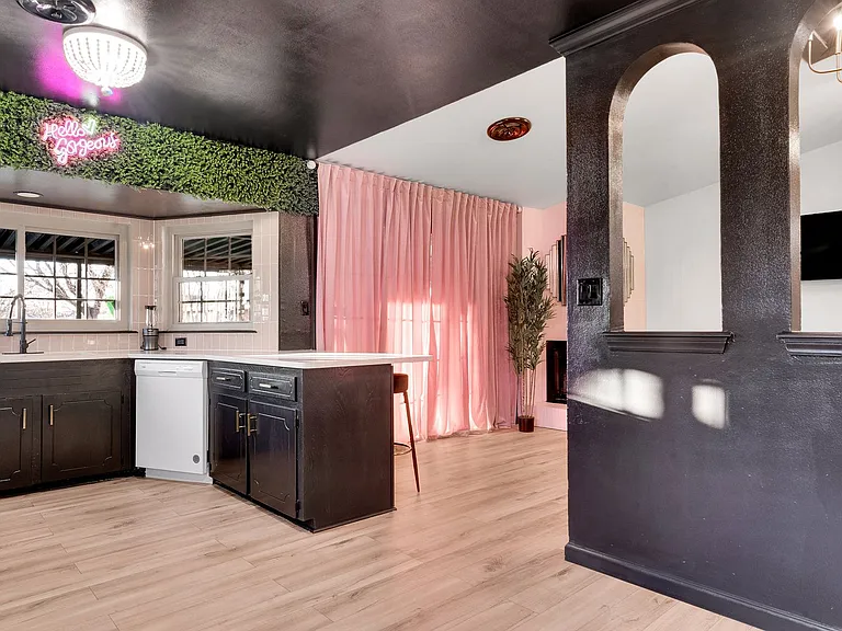 1107 Osage St — Photo 11