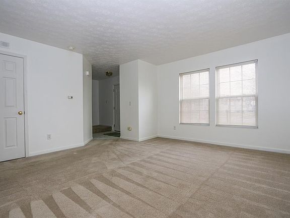 3rd image of 974 Holderness Ln