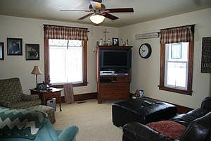 3rd image of 6820 Saginaw St
